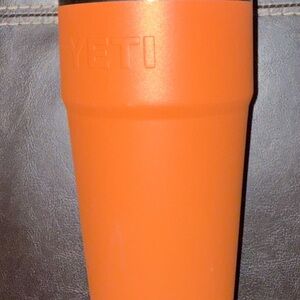 2 YETI 30 oz Cups. Orange and Green